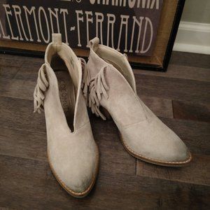 Coconuts Fringed seude Ankle Boots